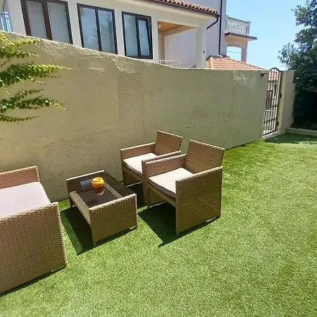 Elena Apartment Novi Vinodolski